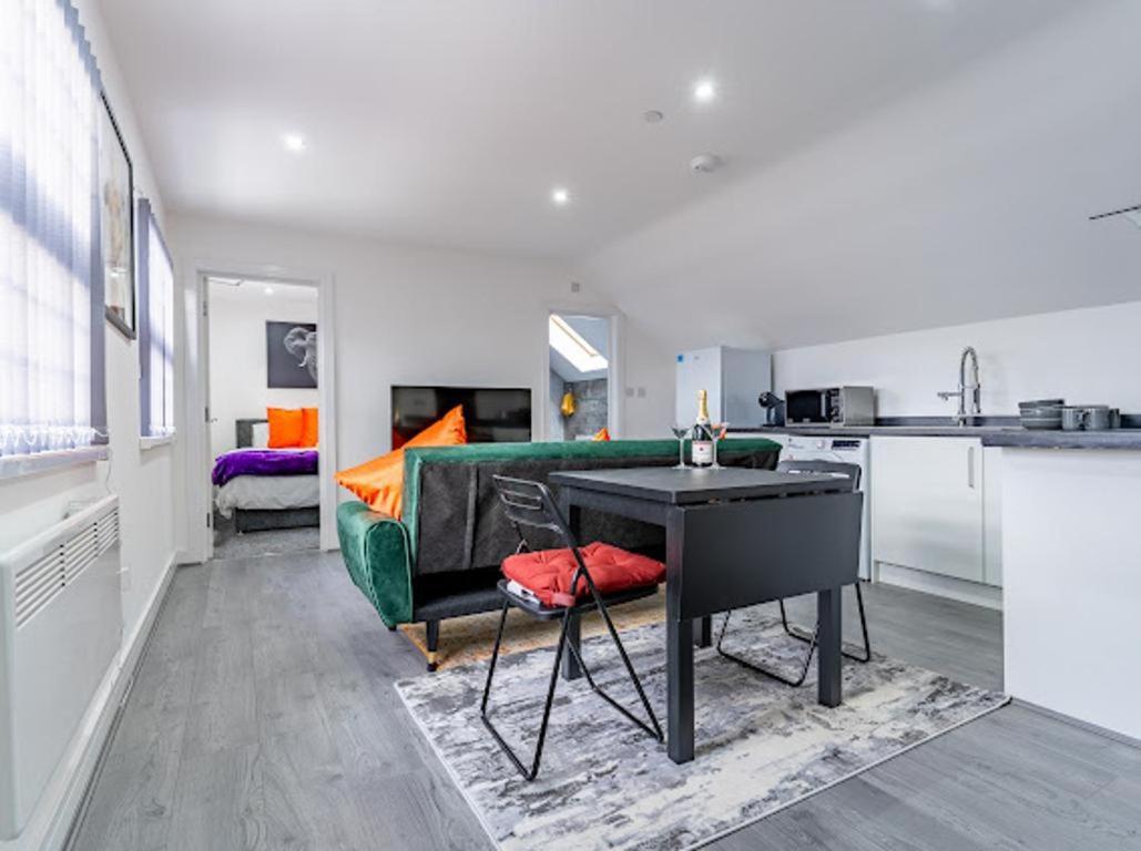 Cool Top Floor Apartment Very Near Birmingham Centre Dış mekan fotoğraf