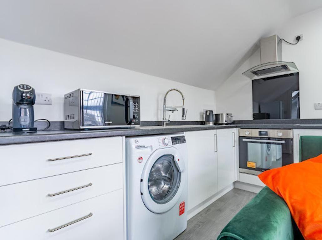 Cool Top Floor Apartment Very Near Birmingham Centre Dış mekan fotoğraf